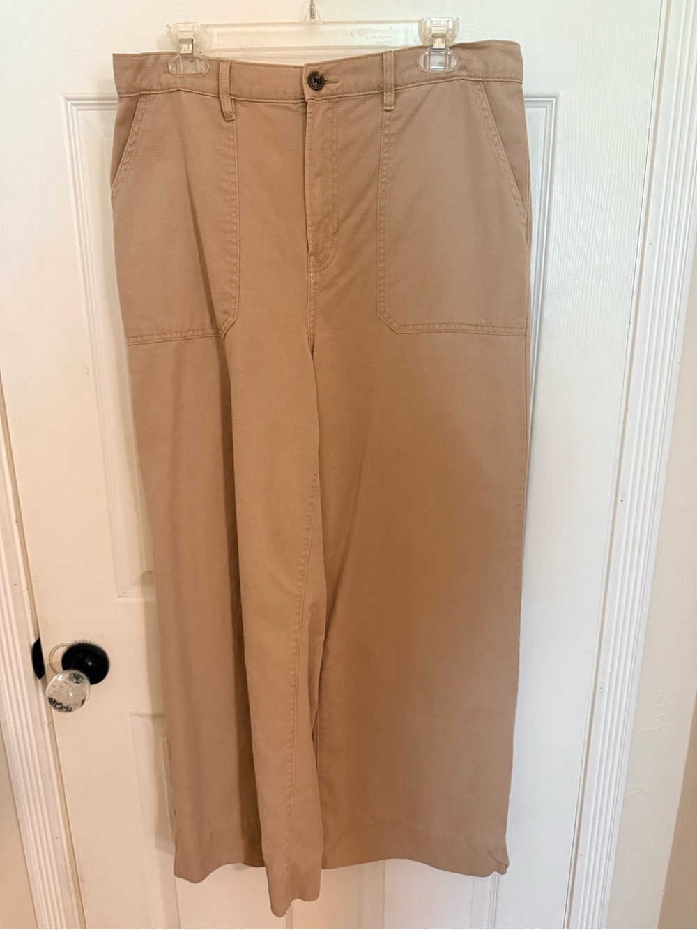 a.n.a Women's Wide-Leg Pants in Tan